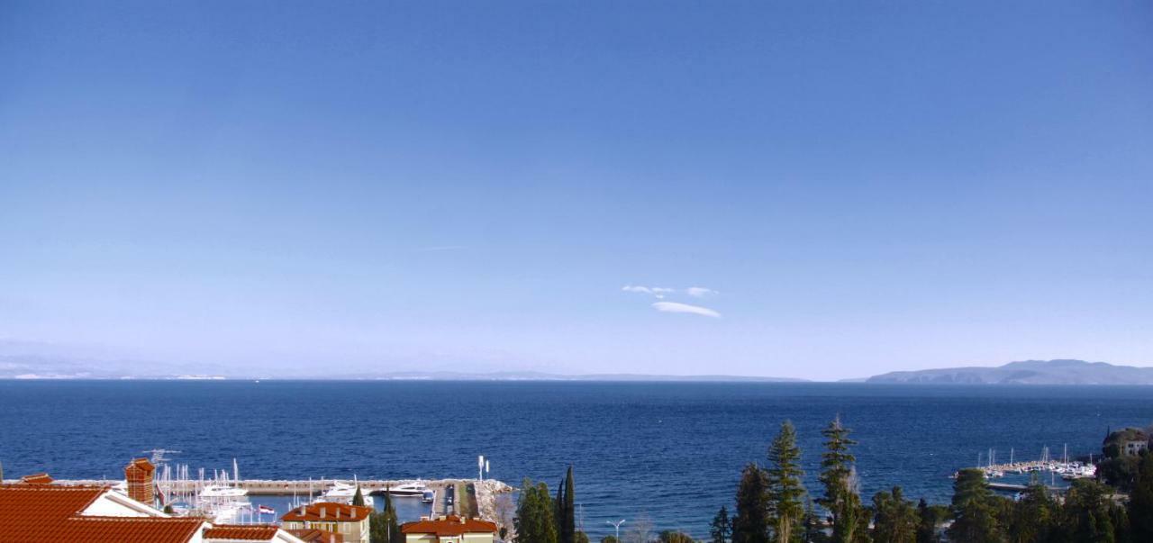 Villa Mihaela Ičići Buitenkant foto