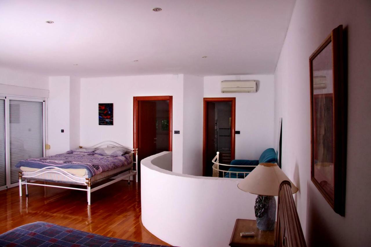 Villa Mihaela Ičići Buitenkant foto